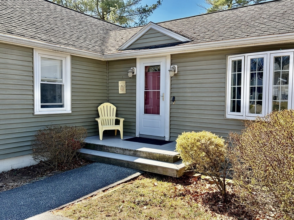 54 Walnut Road Tewksbury, MA 01876 - Photo 2 of 26
