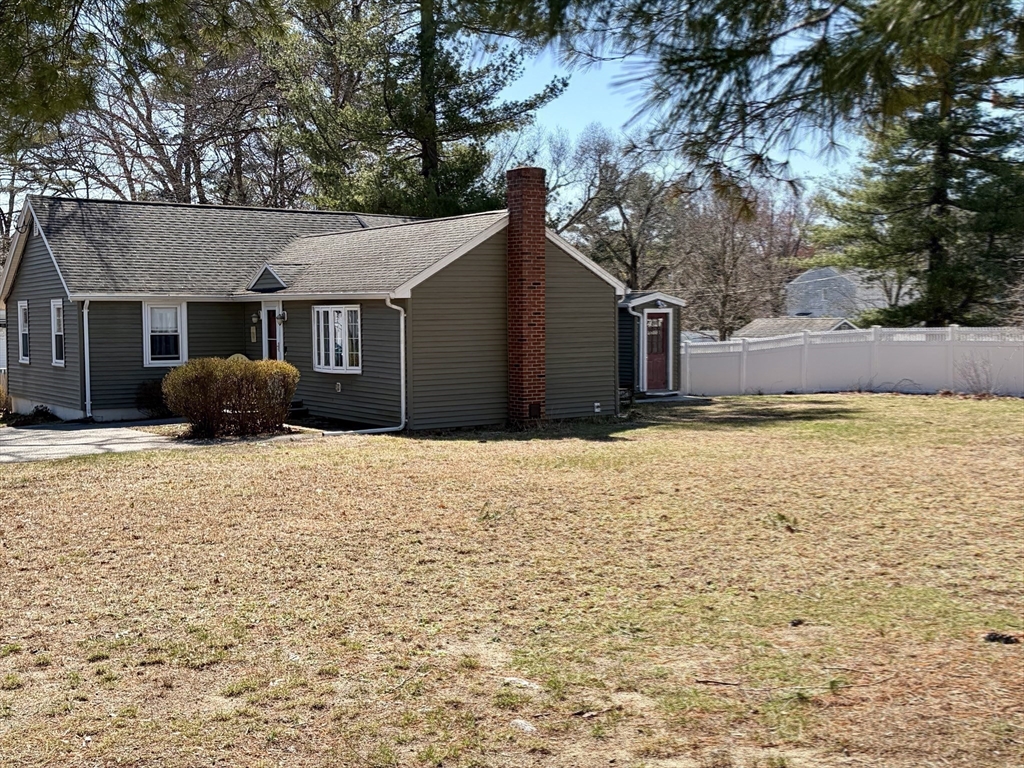 54 Walnut Road Tewksbury, MA 01876 - Photo 3 of 26