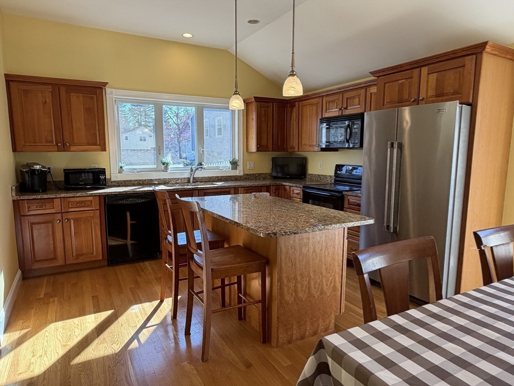 54 Walnut Road Tewksbury, MA 01876 - Photo 7 of 26