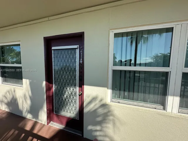 $1,850 | 13255 Southwest 9th Court, Unit 214G, Pembroke Pines, FL 33027