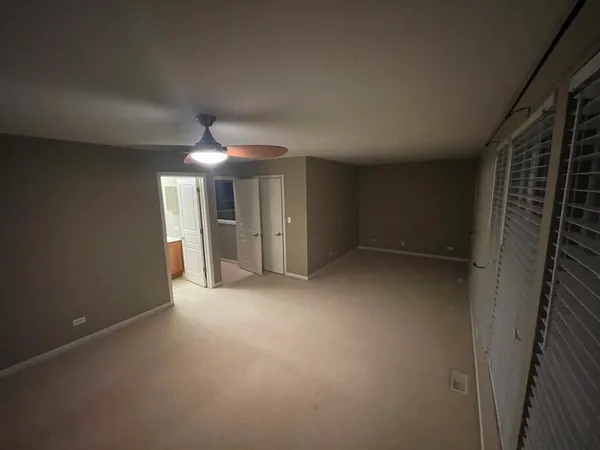$2,500 | 2440 Emily Lane, Elgin, IL 60124