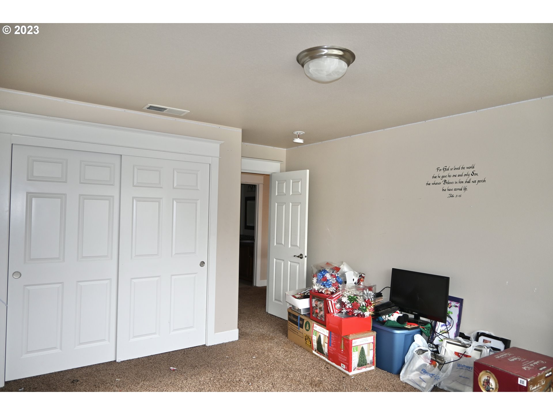 3623 Comiskey Street Forest Grove, OR 97116 - Photo 37 of 43 a view of entryway with an empty space