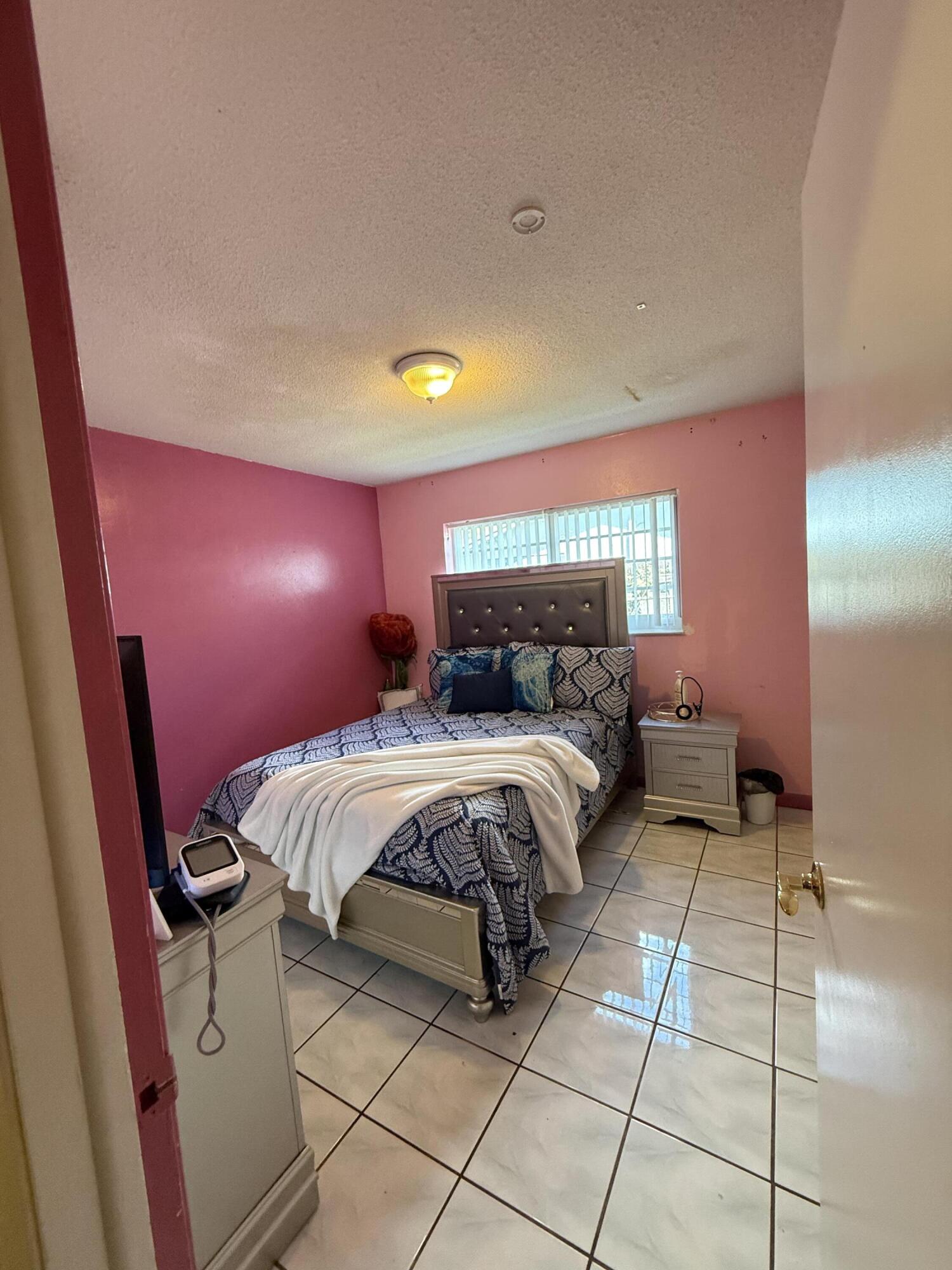 511 Southwest 63rd Terrace Margate, FL 33068 - Photo 19 of 39 IMG_2912