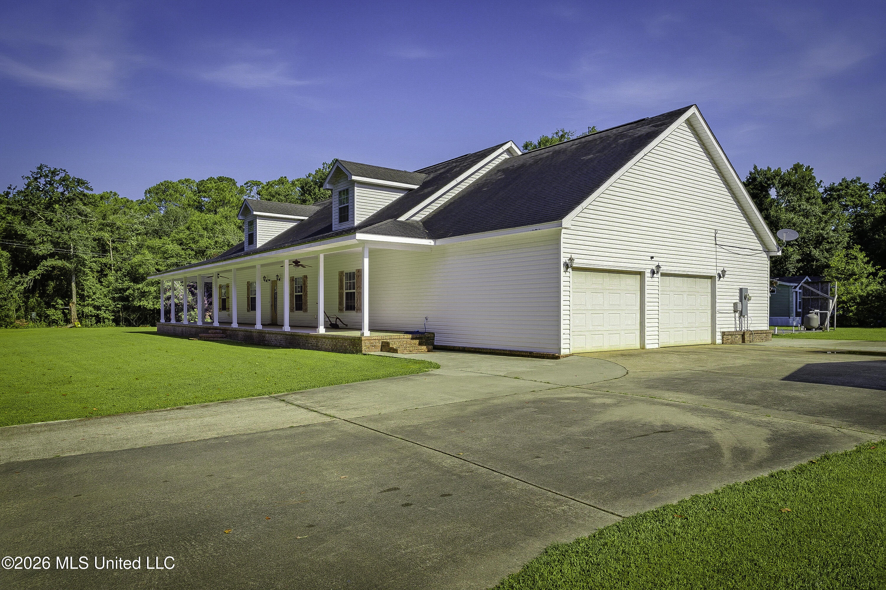 8217 Tucker Road Biloxi, MS 39532 - Photo 3 of 48 00003
