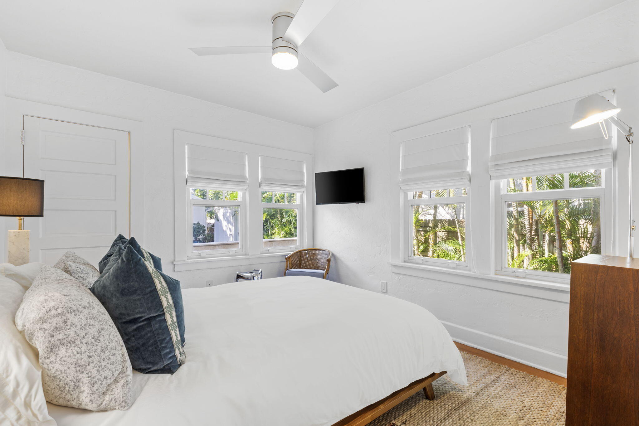 810 Avon Road West Palm Beach, FL 33401 - Photo 26 of 43 25-web-or-mls-ET6A6022