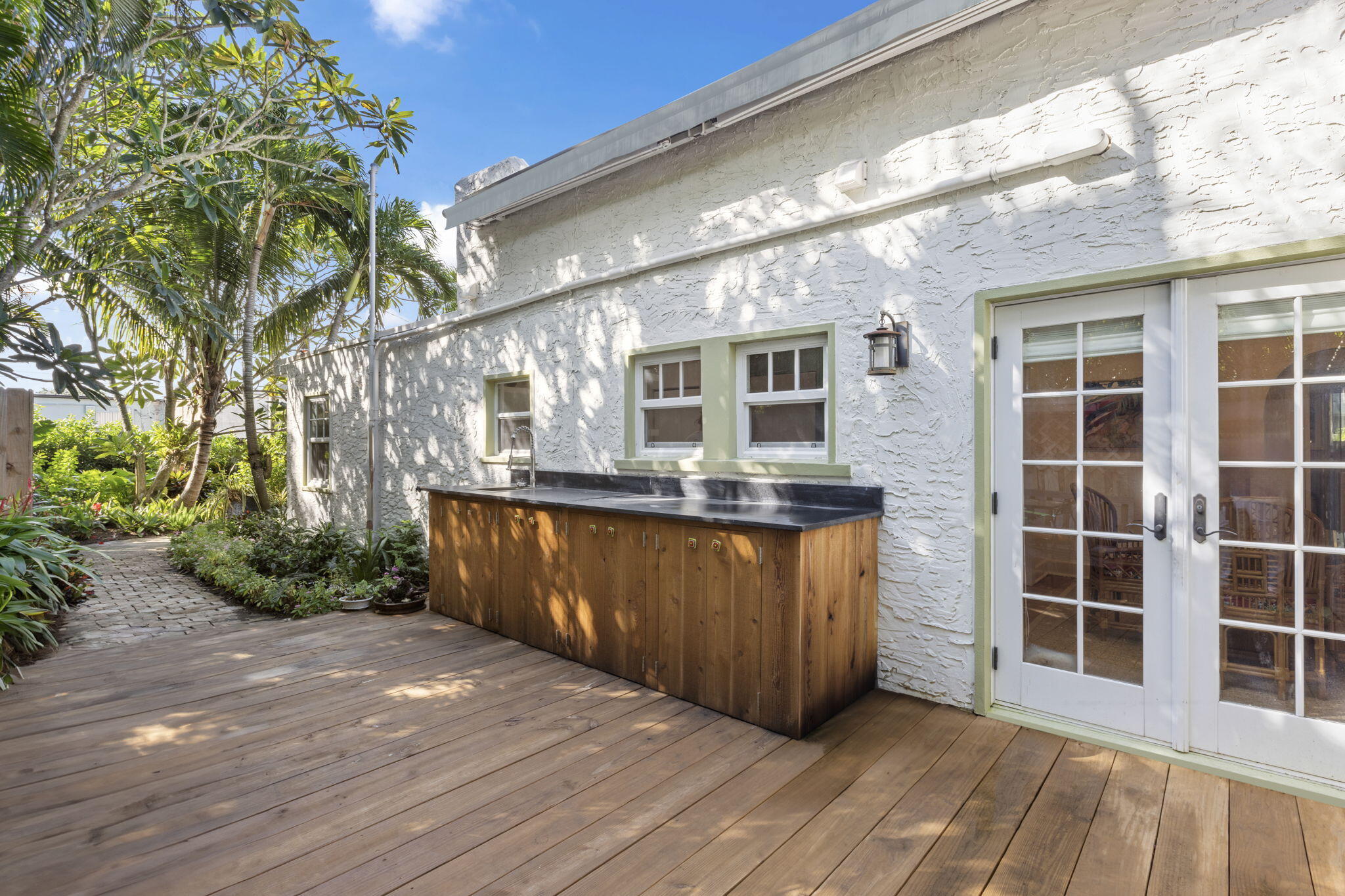 810 Avon Road West Palm Beach, FL 33401 - Photo 31 of 43 31-web-or-mls-ET6A6189 (2)