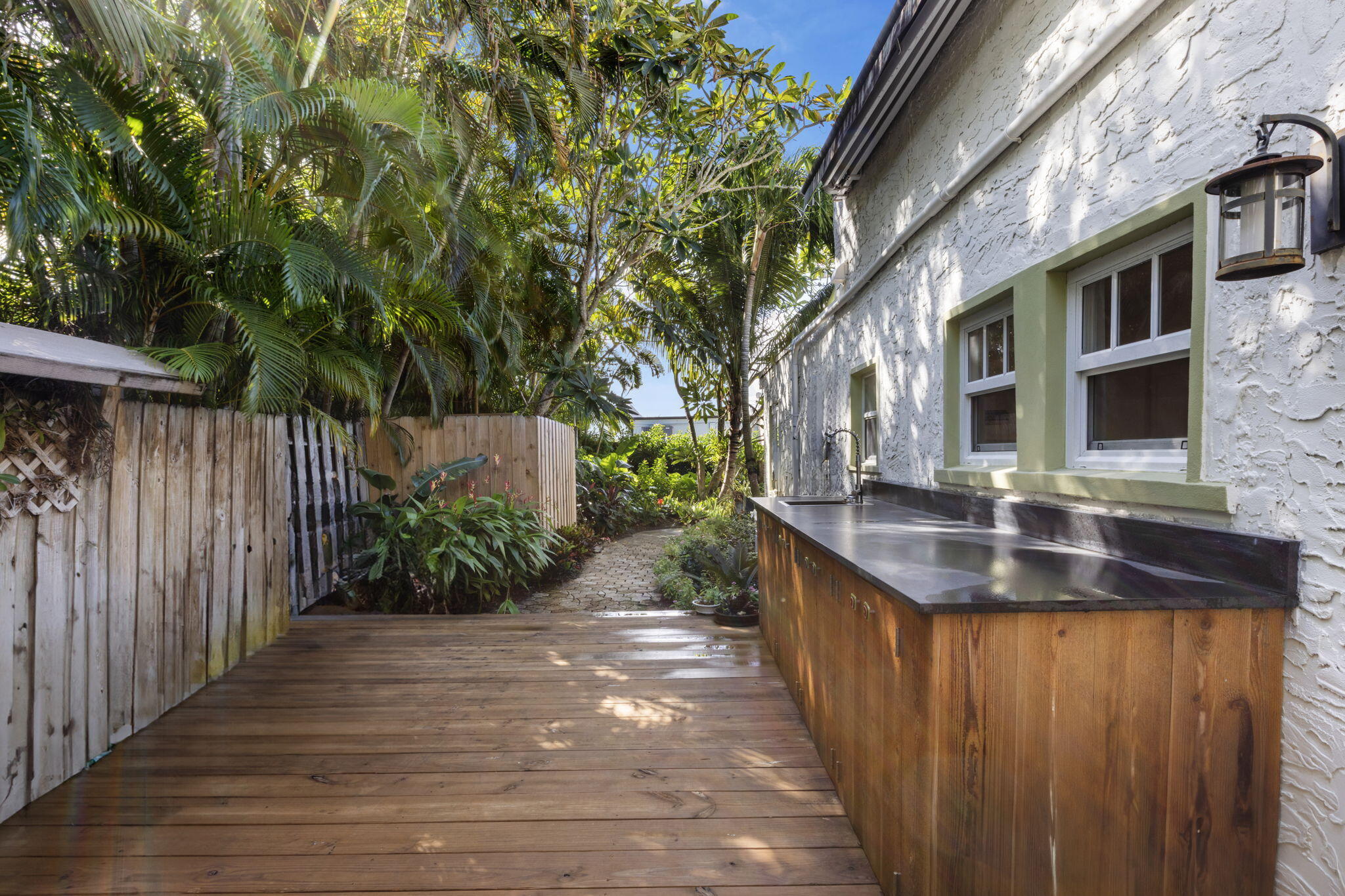 810 Avon Road West Palm Beach, FL 33401 - Photo 32 of 43 32-web-or-mls-ET6A6195 (2)