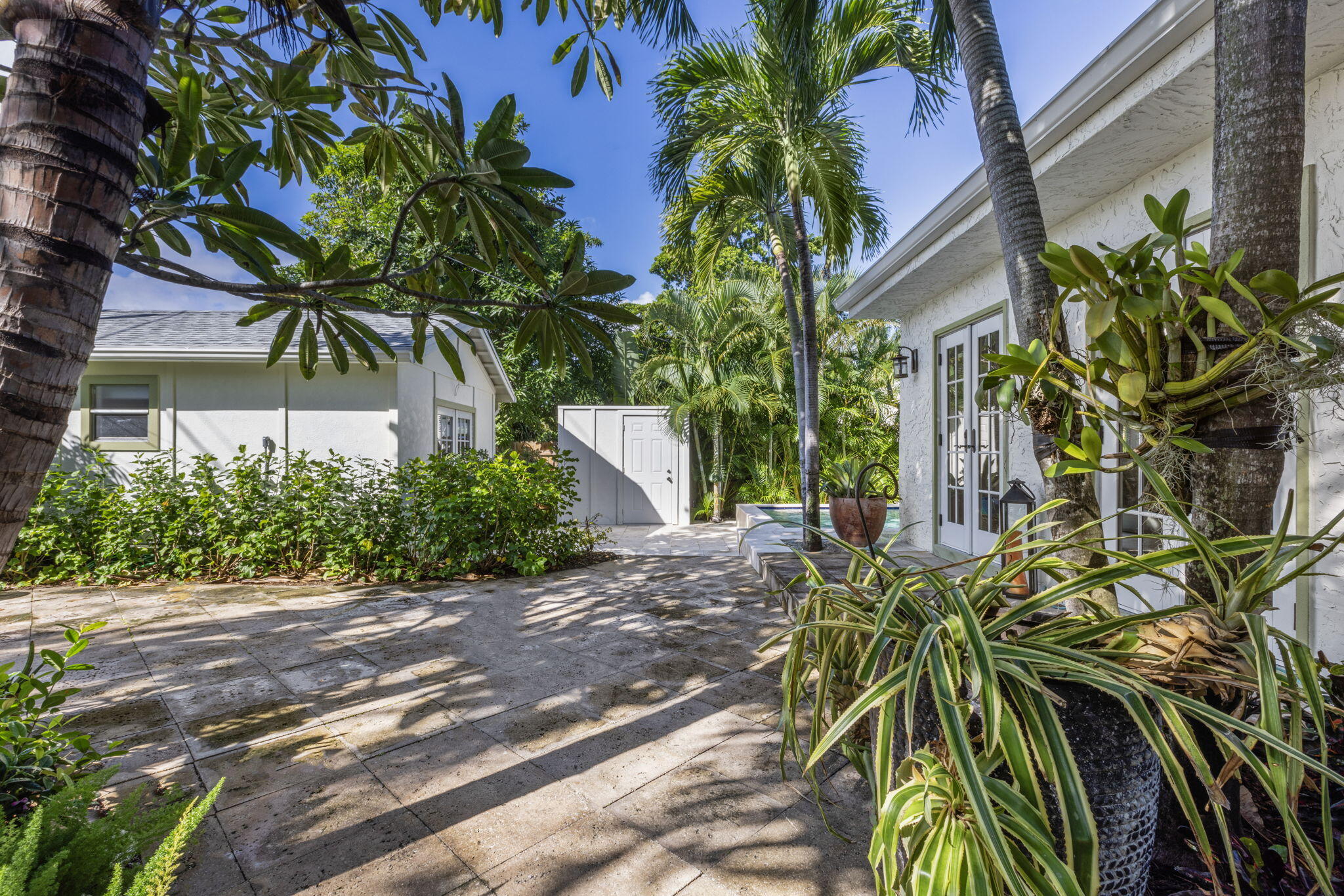 810 Avon Road West Palm Beach, FL 33401 - Photo 41 of 43 42-web-or-mls-ET6A6166