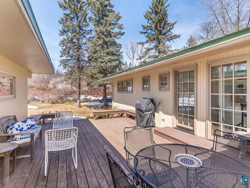 3021 London Road Duluth, MN 55804 - Photo 27 of 35 Great Deck space