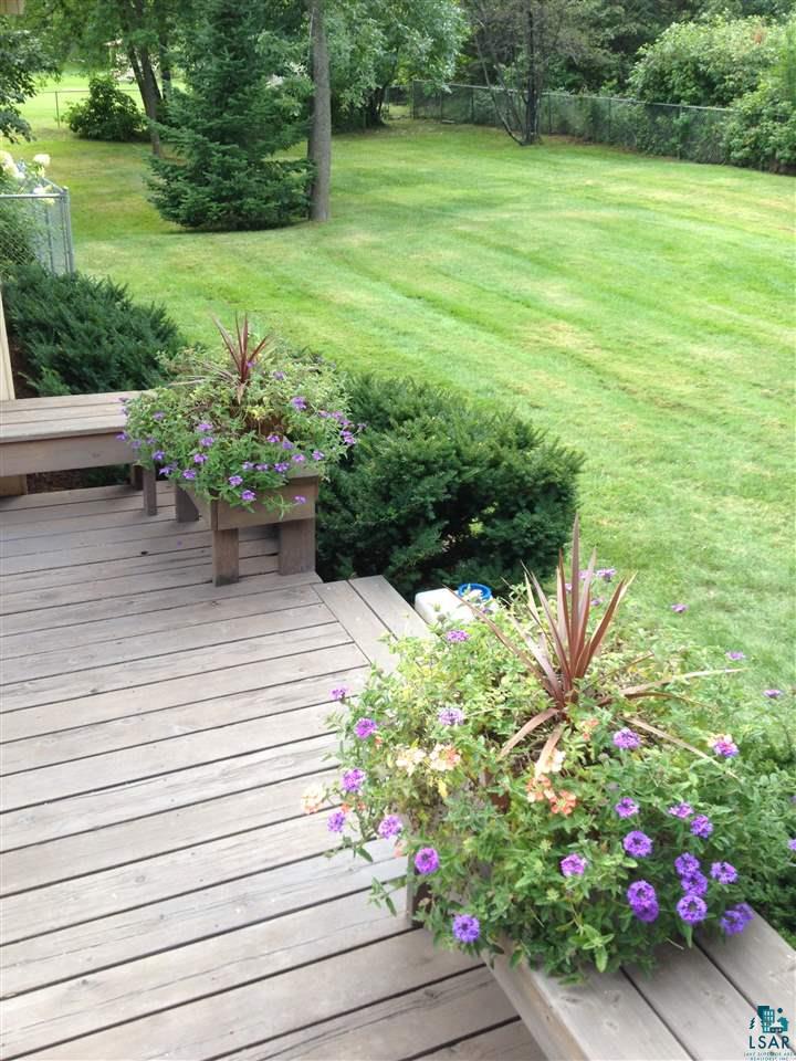 3021 London Road Duluth, MN 55804 - Photo 31 of 35 Landscaped