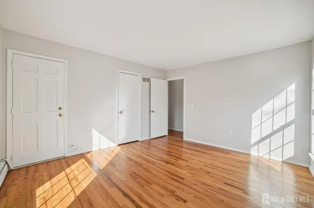 $299,000 | 323 Gill Lane, Unit 11C, Iselin, NJ 08830