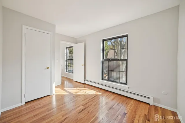 $299,000 | 323 Gill Lane, Unit 11C, Iselin, NJ 08830