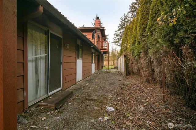 $900,000 | 718 10th Street Southeast, Puyallup, WA 98372