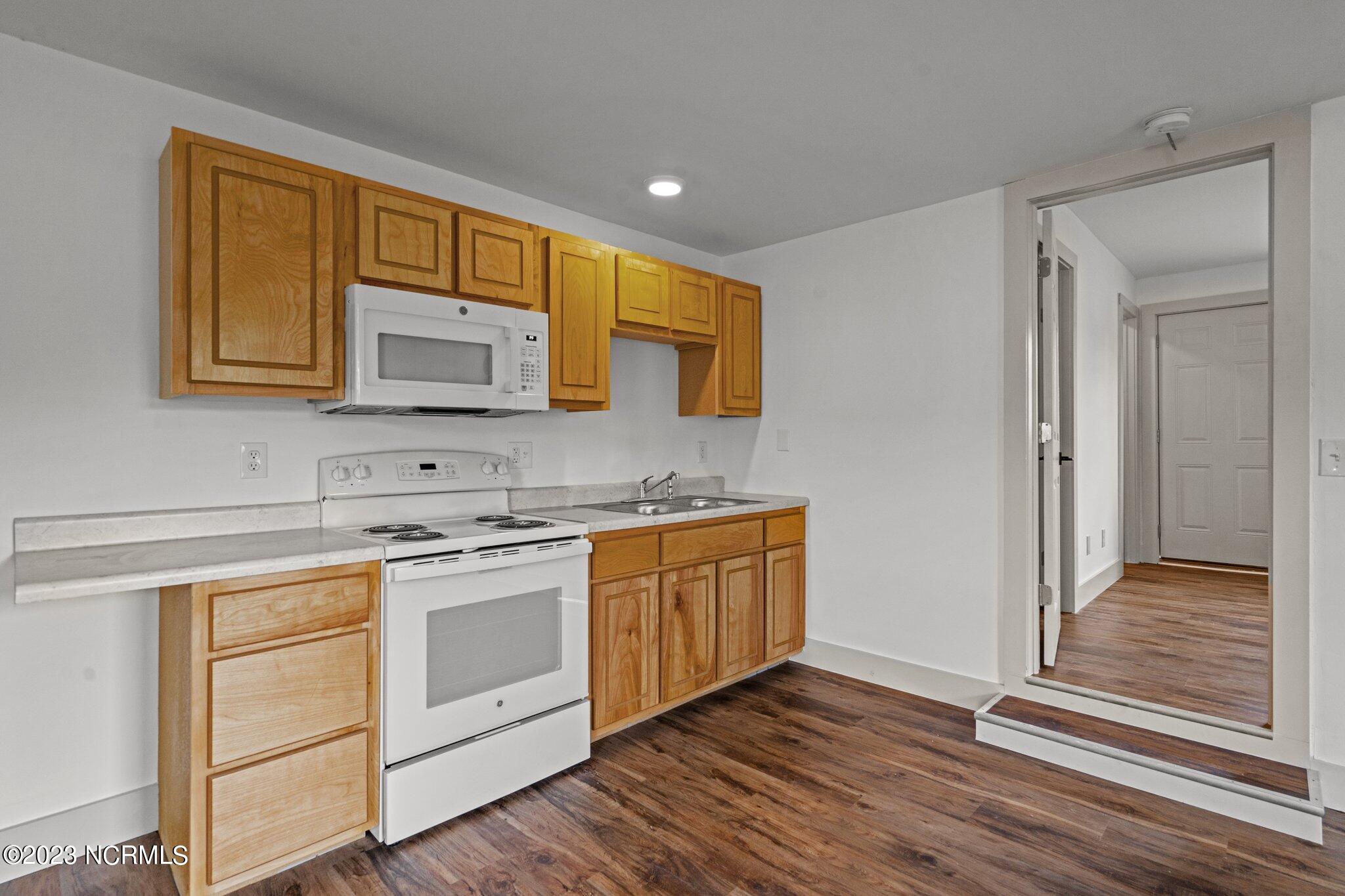 14505 Ashton Road Rocky Point, NC 28457 - Photo 43 of 57 21-web-or-mls-DSC00527