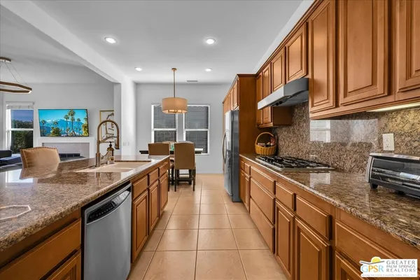 $679,000 | 105 Shoreline Drive, Rancho Mirage, CA 92270