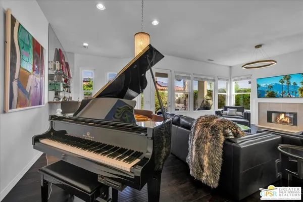 $679,000 | 105 Shoreline Drive, Rancho Mirage, CA 92270