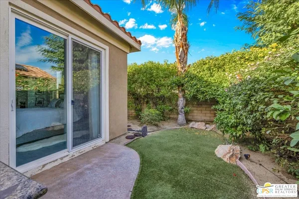 $679,000 | 105 Shoreline Drive, Rancho Mirage, CA 92270