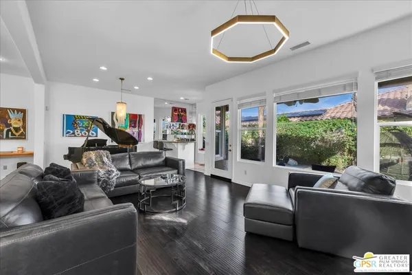 $679,000 | 105 Shoreline Drive, Rancho Mirage, CA 92270
