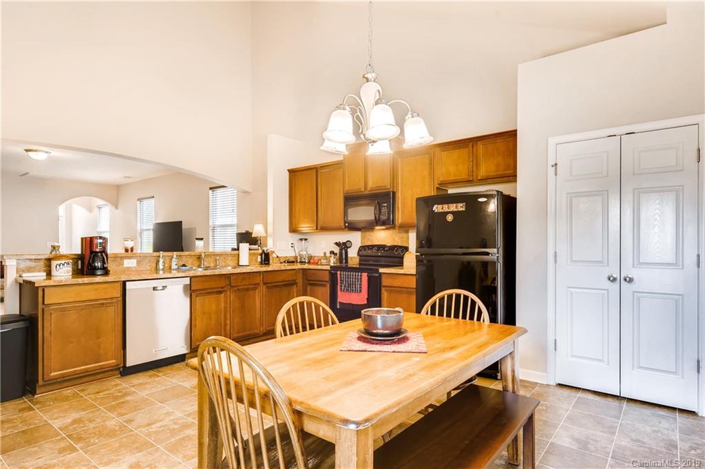 10912 Greenhead View Road Charlotte, NC 28262 - Photo 8 of 27