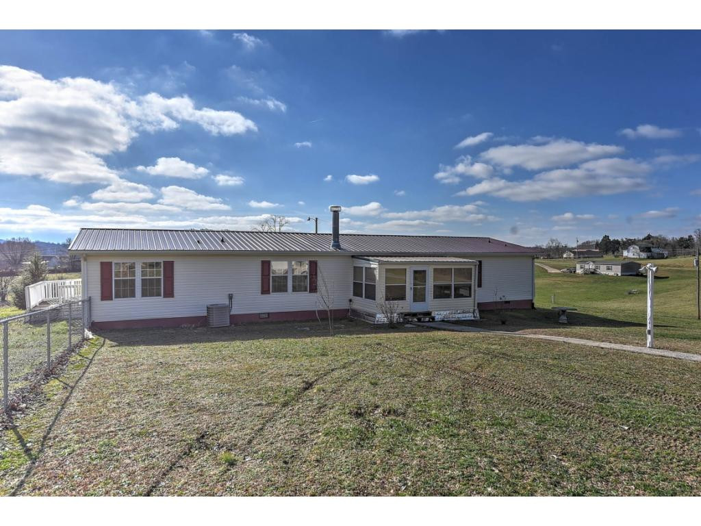 120 Dinwiddie Road Chuckey, TN 37641 - Photo 21 of 32 Photo 21