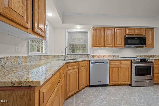 a close view of stove top oven