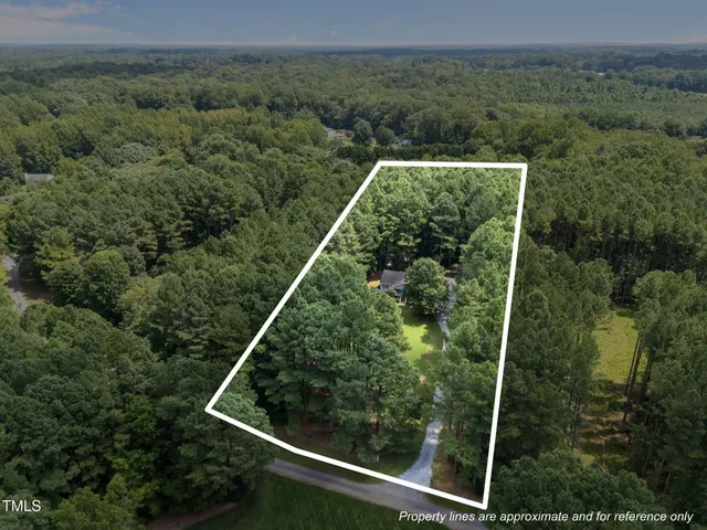 $450,000 | 714 Sinai Circle, Hillsborough, NC 27278