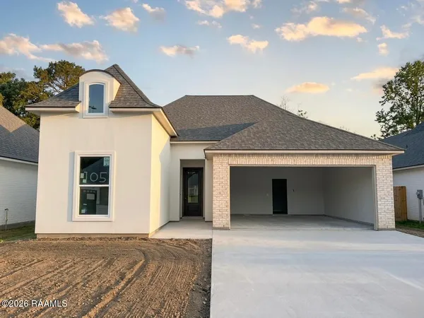 $299,900 | 105 Berchman Oaks Drive, Lafayette, LA 70506