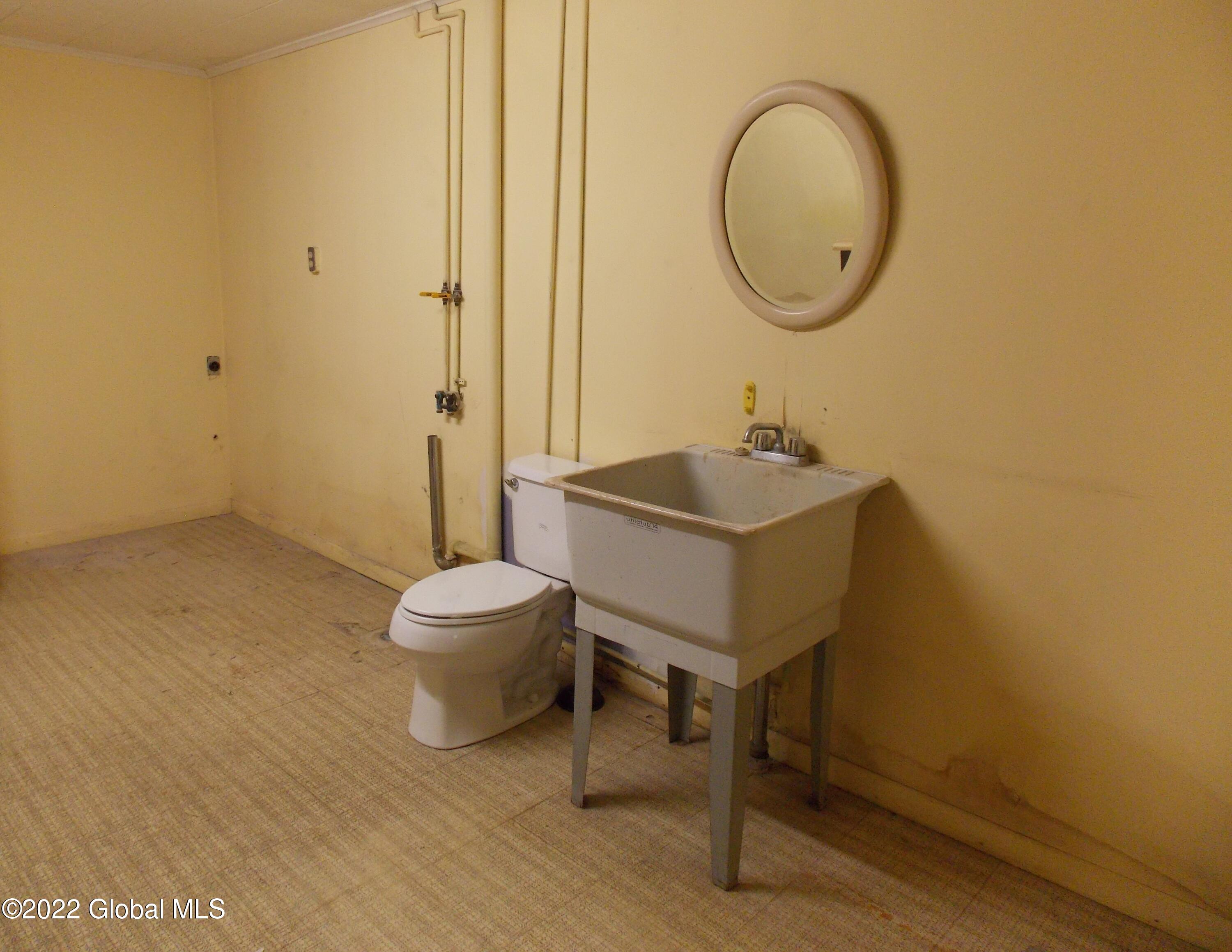 617 Grooms Road Clifton Park, NY 12065 - Photo 18 of 22 DSCN7665