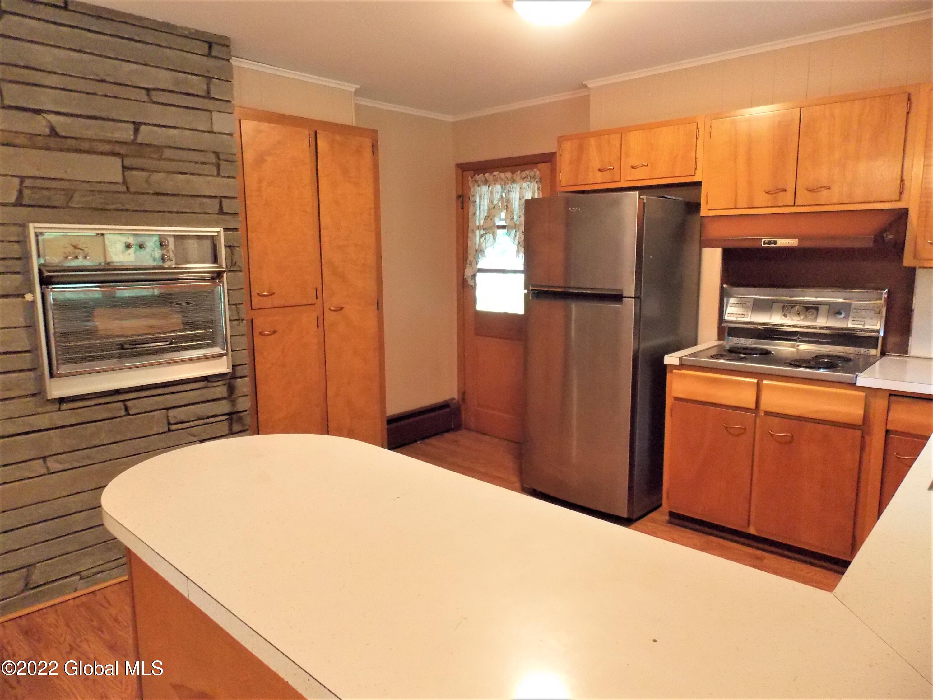 617 Grooms Road Clifton Park, NY 12065 - Photo 4 of 22 DSCN7650