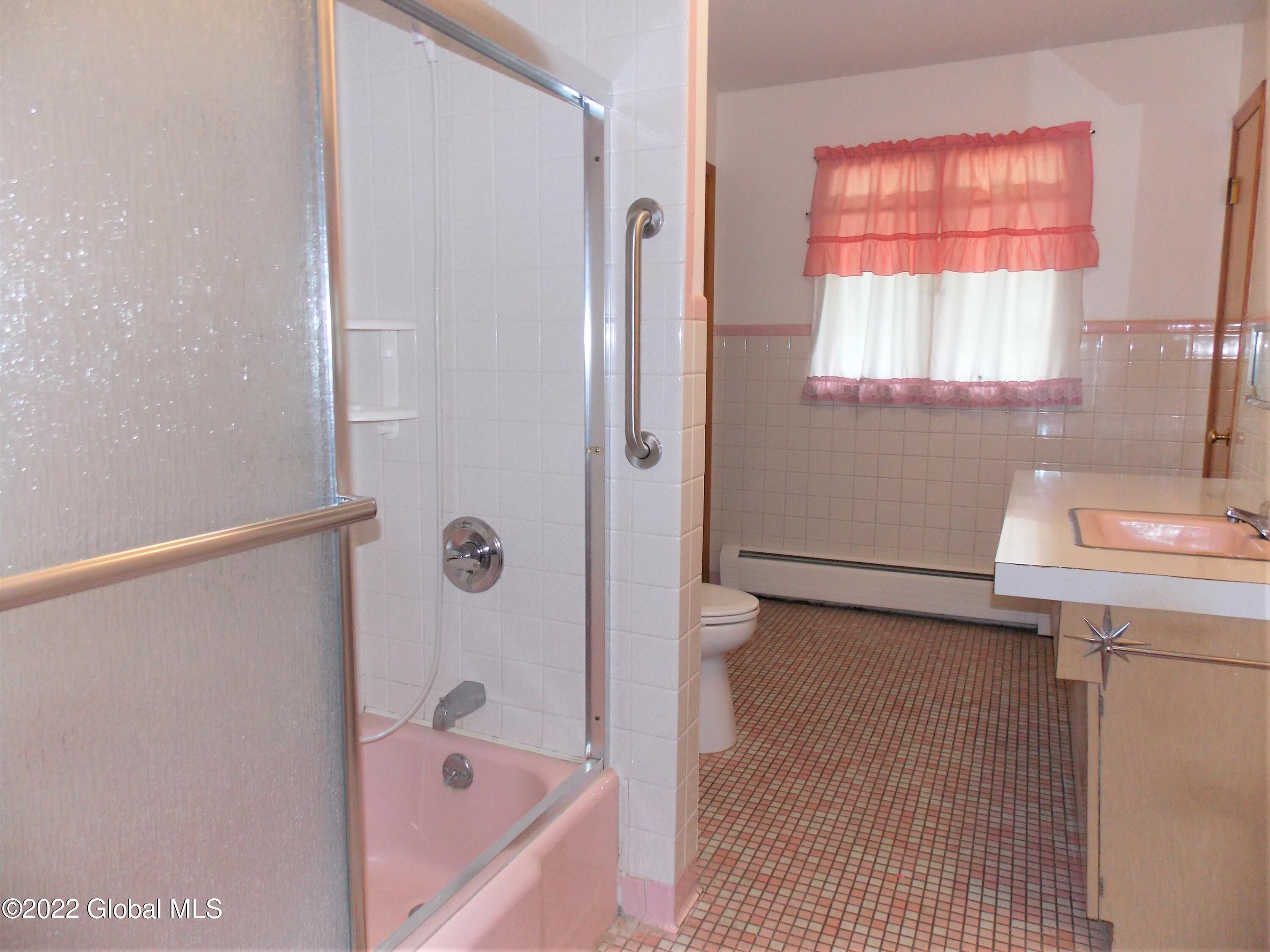 617 Grooms Road Clifton Park, NY 12065 - Photo 10 of 22 DSCN7656