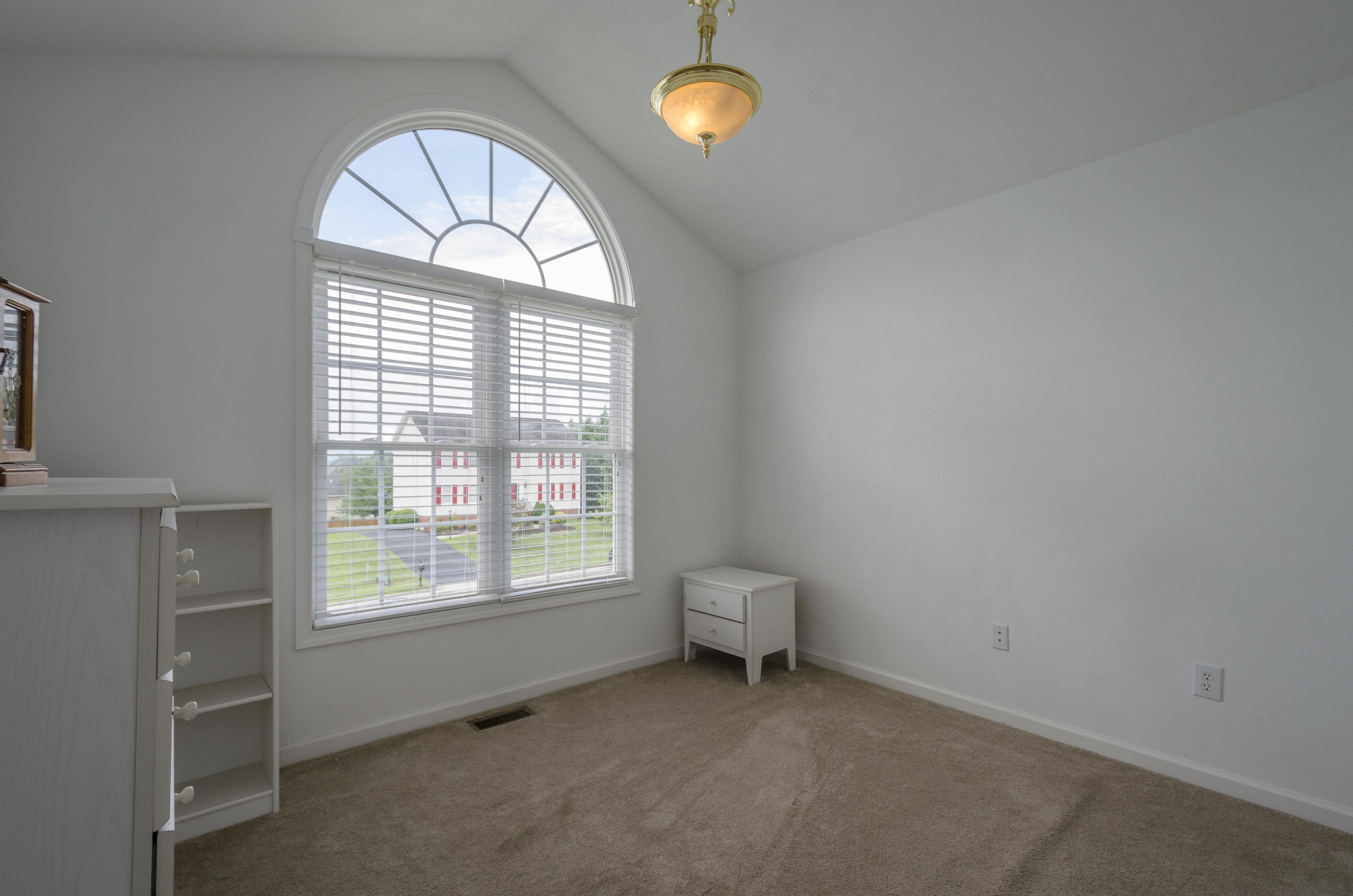 625 Castleridge Road Vinton, VA 24179 - Photo 22 of 33 20