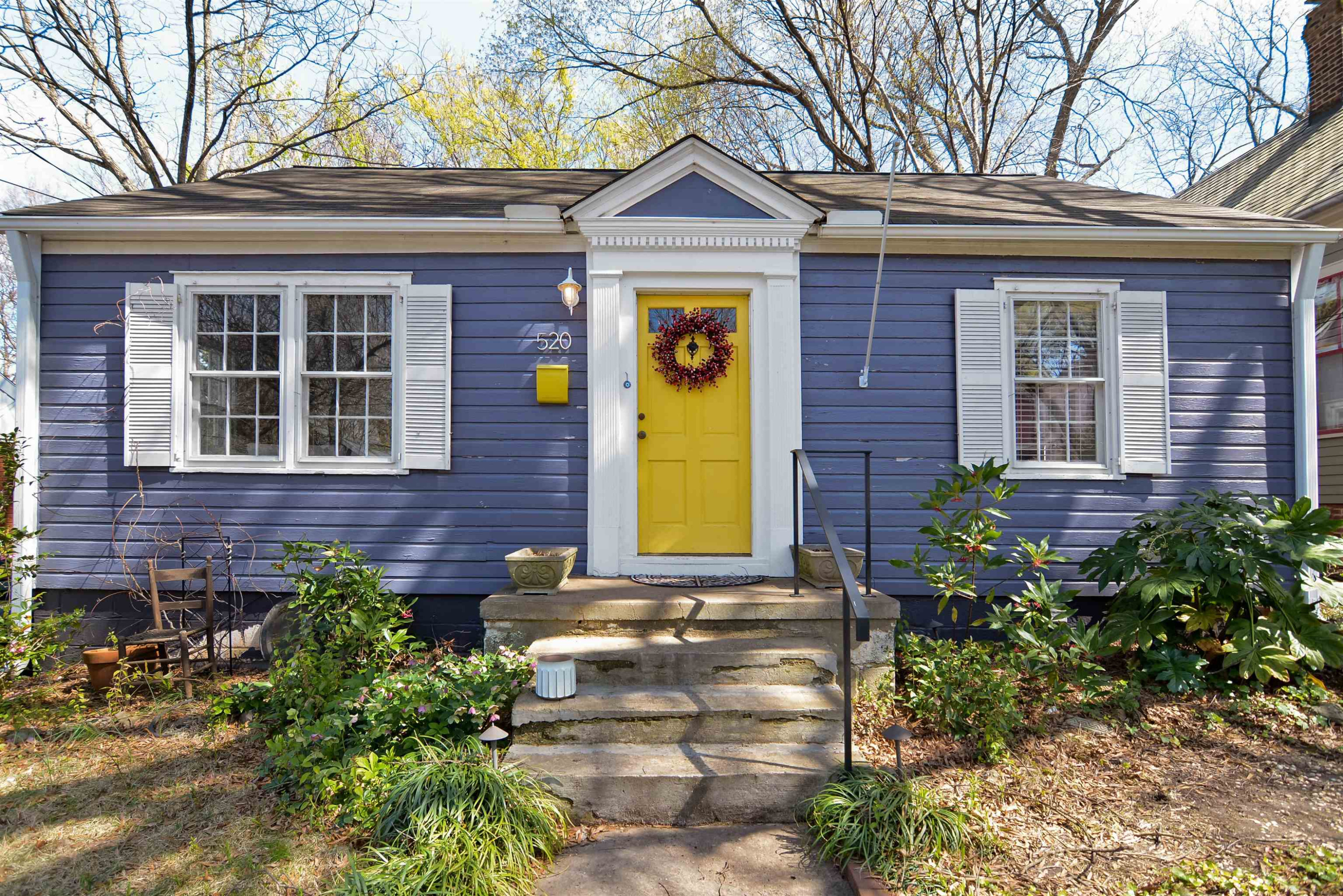 520 North Bloodworth Street Raleigh, NC 27604 - Photo 1 of 30 a front view of a house with a yard