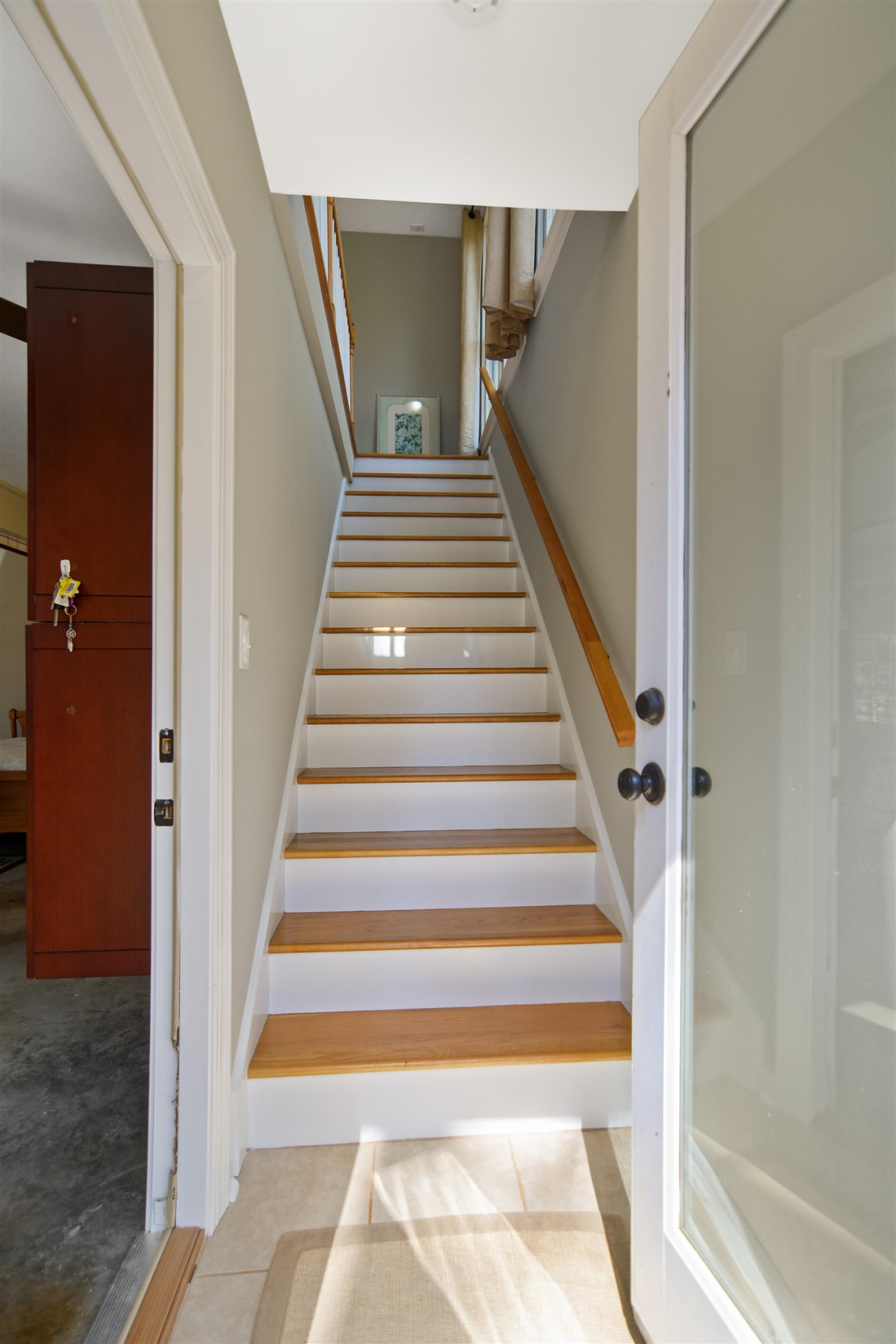 520 North Bloodworth Street Raleigh, NC 27604 - Photo 17 of 30 a view of entryway