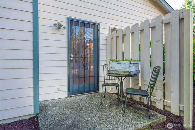 $350,000 | 11045 Southeast 249th Court, Unit 2A, Kent, WA 98030