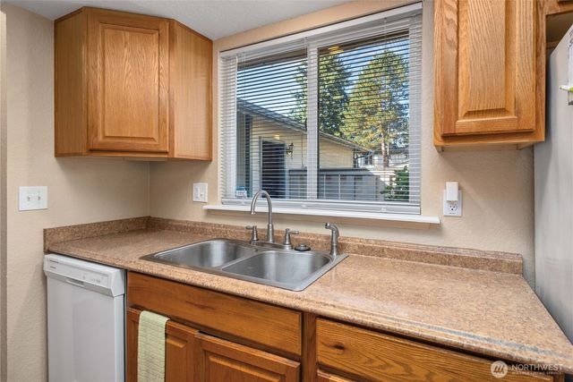 $350,000 | 11045 Southeast 249th Court, Unit 2A, Kent, WA 98030