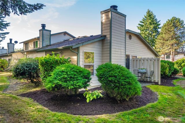 $350,000 | 11045 Southeast 249th Court, Unit 2A, Kent, WA 98030