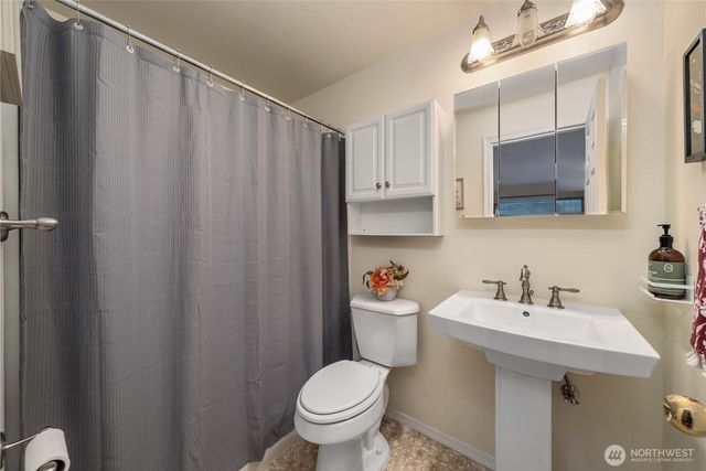 $350,000 | 11045 Southeast 249th Court, Unit 2A, Kent, WA 98030