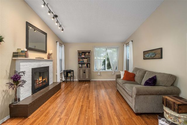 $350,000 | 11045 Southeast 249th Court, Unit 2A, Kent, WA 98030