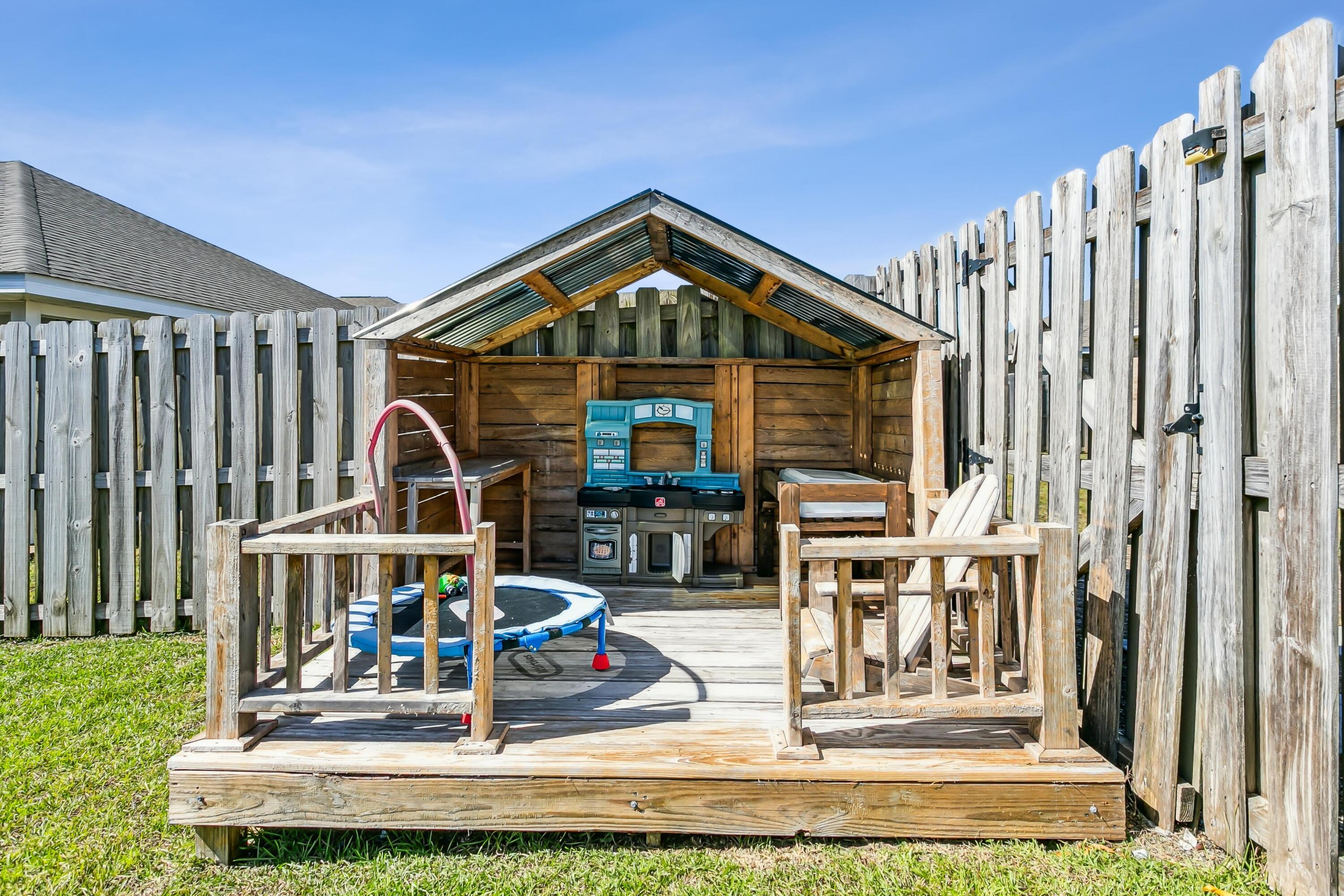 936 Merganser Way Crestview, FL 32539 - Photo 31 of 39 a front view of a house with a yard