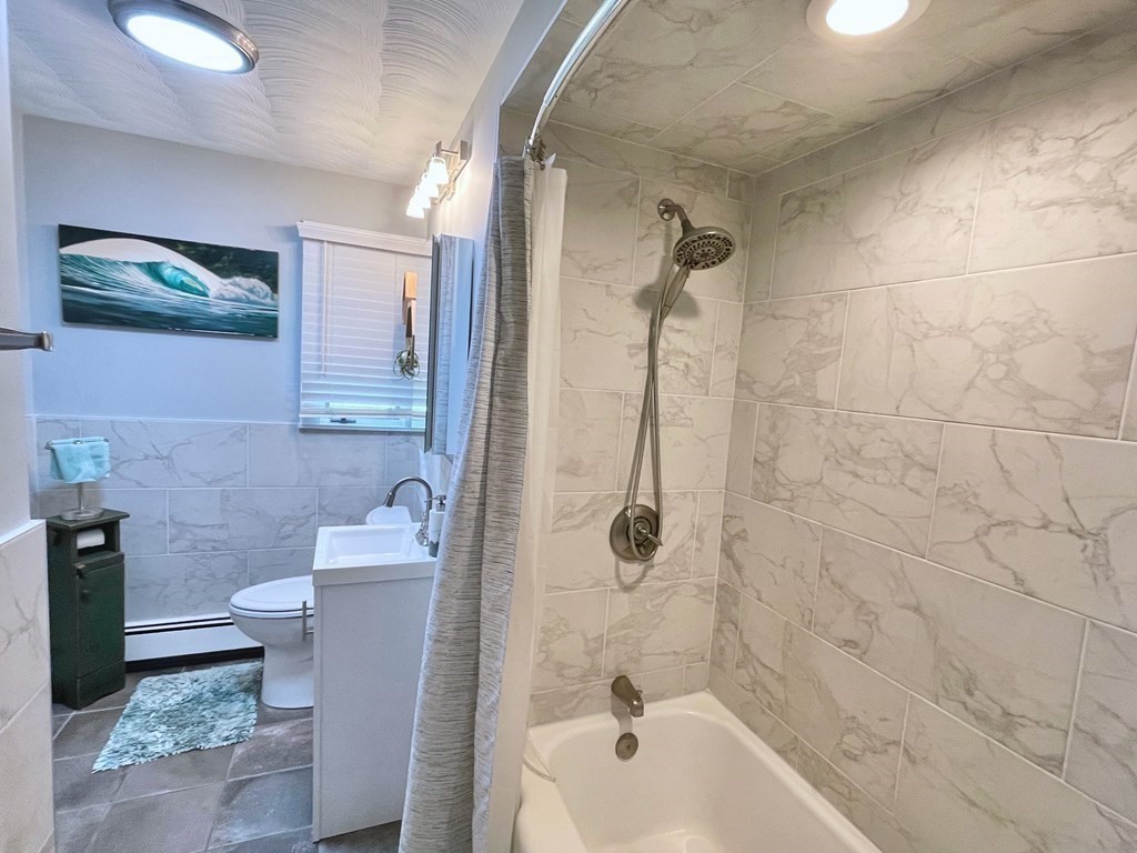 52 Griffin Road Framingham, MA 01701 - Photo 14 of 29