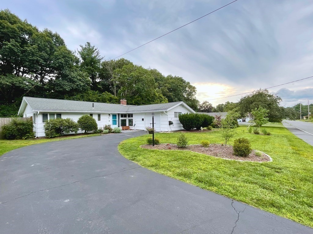 52 Griffin Road Framingham, MA 01701 - Photo 22 of 29