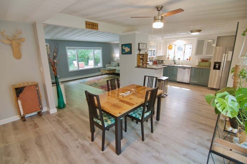 52 Griffin Road Framingham, MA 01701 - Photo 3 of 29