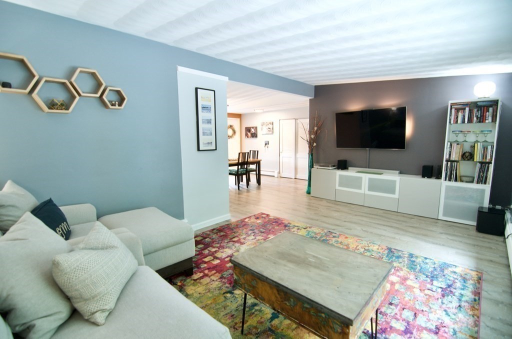 52 Griffin Road Framingham, MA 01701 - Photo 5 of 29