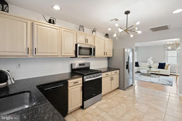 $339,000 | 9 Zapata Court, Toms River, NJ 08757