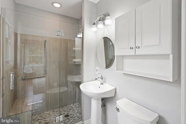 $339,000 | 9 Zapata Court, Toms River, NJ 08757