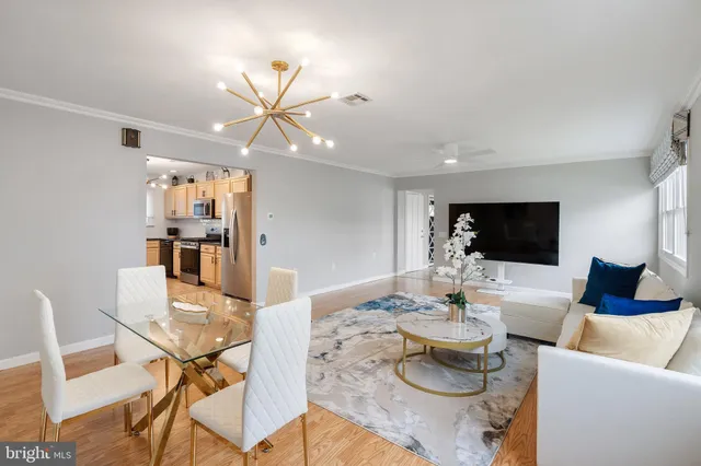 $339,000 | 9 Zapata Court, Toms River, NJ 08757