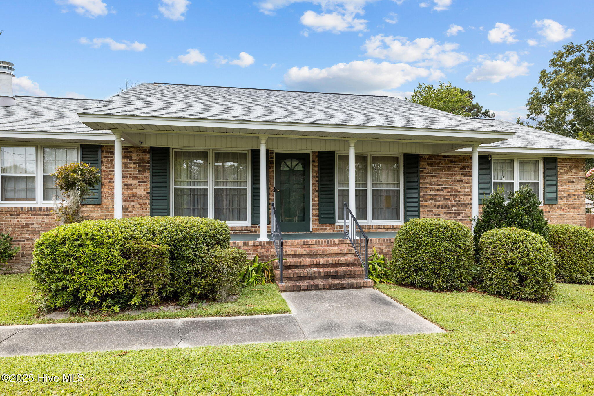 309 Barbour Road Morehead City, NC 28557 - Photo 30 of 44 Front Elevation