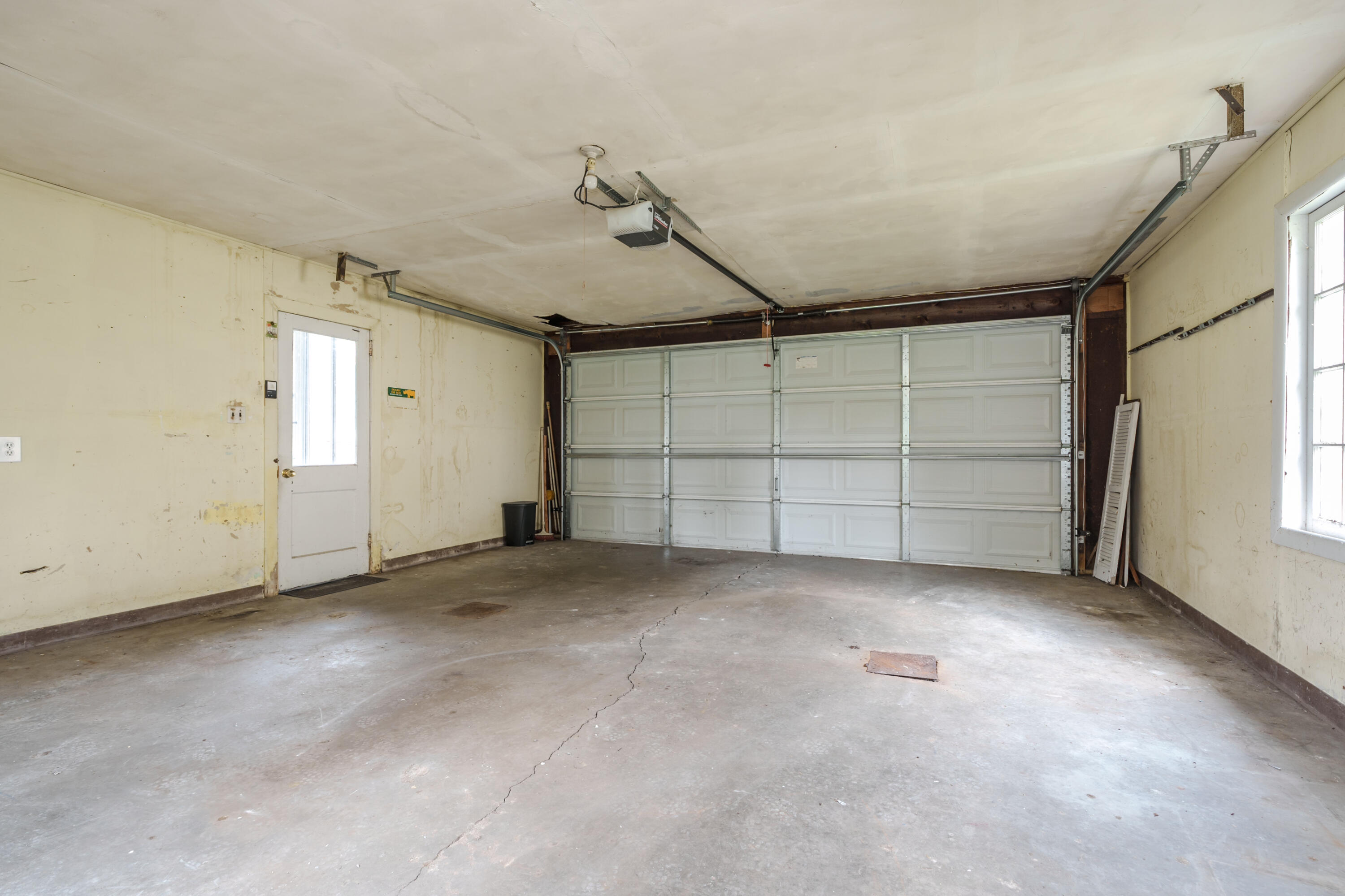 396 Garrison Road Battle Creek, MI 49017 - Photo 32 of 34 Garrison_Ave_396_BattleCreek_49017-27