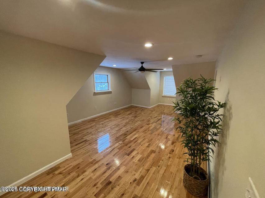 147 Summit Avenue Pocono Summit, PA 18346 - Photo 13 of 15 147 summit 16