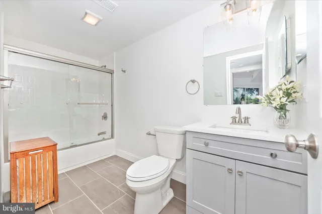 a outdoor view with a sitting space